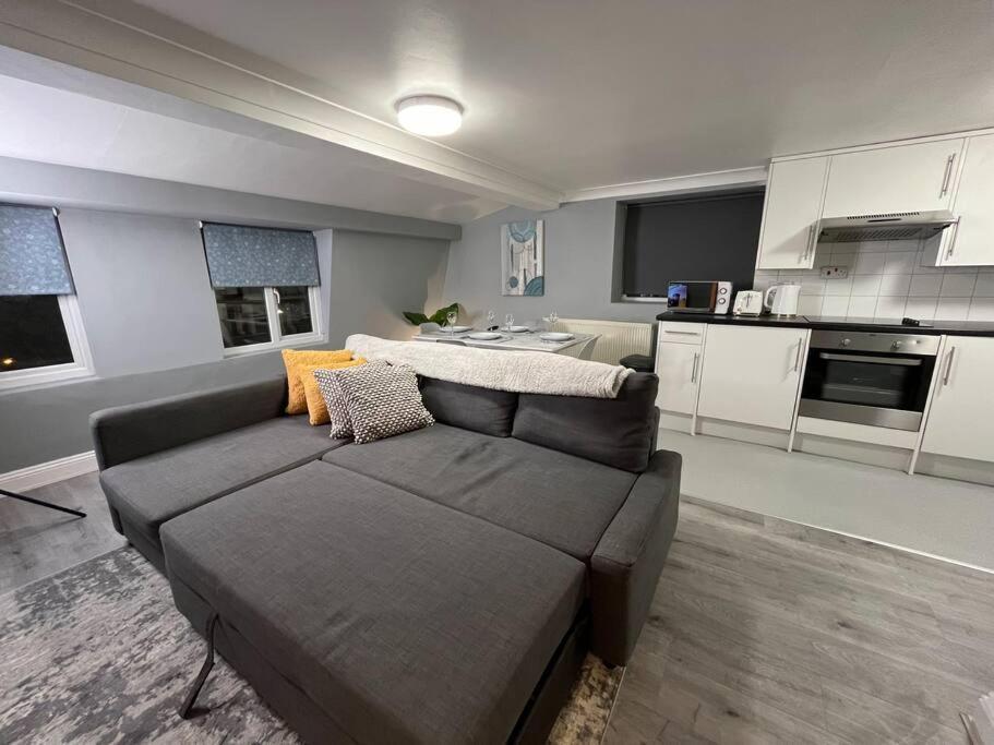 Modern With Stylish Terrace - Your London Oasis! Екстер'єр фото